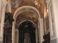 Prawa nawa boczna Bazyliki w Świętej Lipce