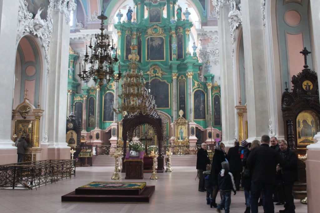 Nawa główna Św. Ducha w Wilnie na Litwie